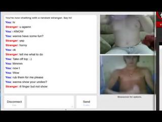 Slutsroulete.com | omegle tijden: concupiscent blondine jong dame wrijven haarzelf