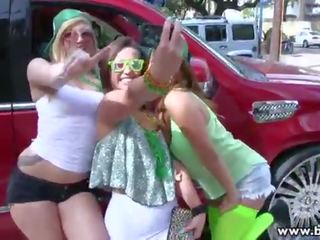 Bffs - một nhóm quái liên hoan trên st. pattys!