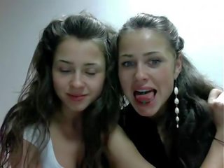 Enchanting mov Polish Teenagers Twins (dziewczynka17 on the showup)